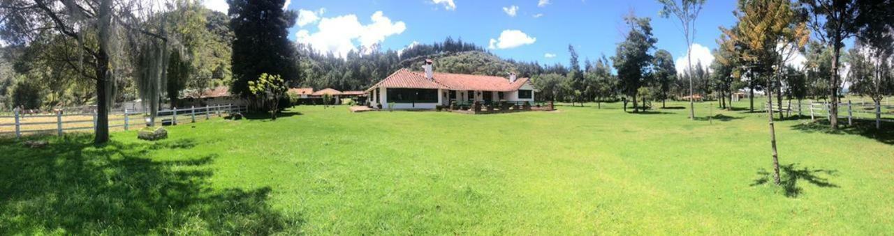 Hostal San Nicolas Ubate Exterior photo